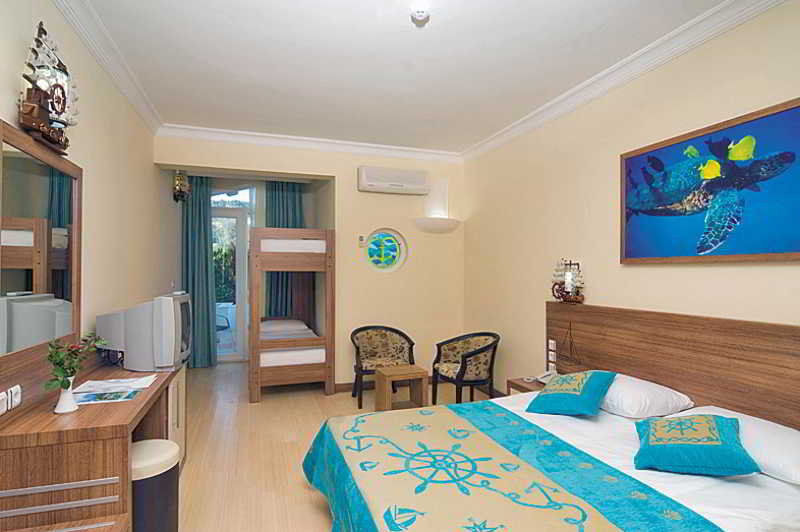Daima Resort Hotel كمر الغرفة الصورة
